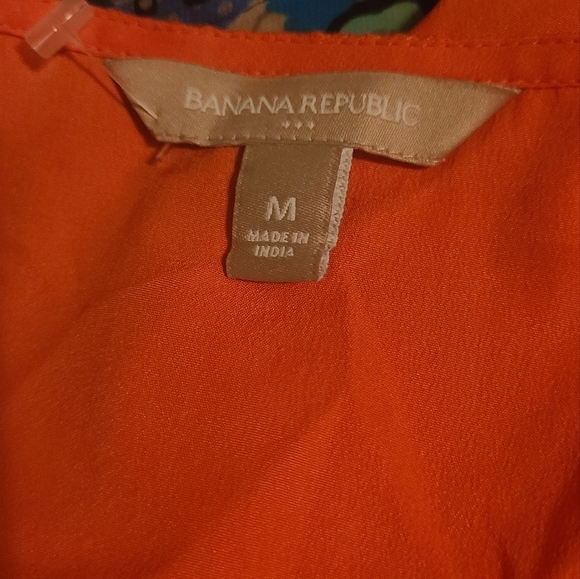 Medium New Orange Satiny top Banana Republic - Picture 6 of 6
